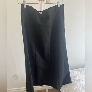 Aritzia Podium Skirt